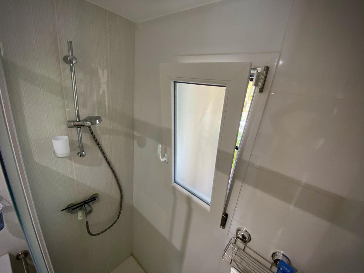 Superbe Appartement , Tout Confort, 40 M2 + 10 M2 Terrasse Empuriabrava Buitenkant foto